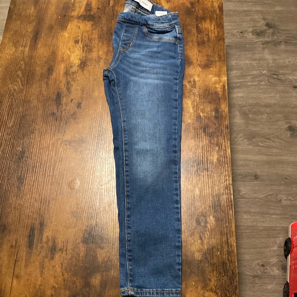 Girls Old Navy size 8 skinny jeans